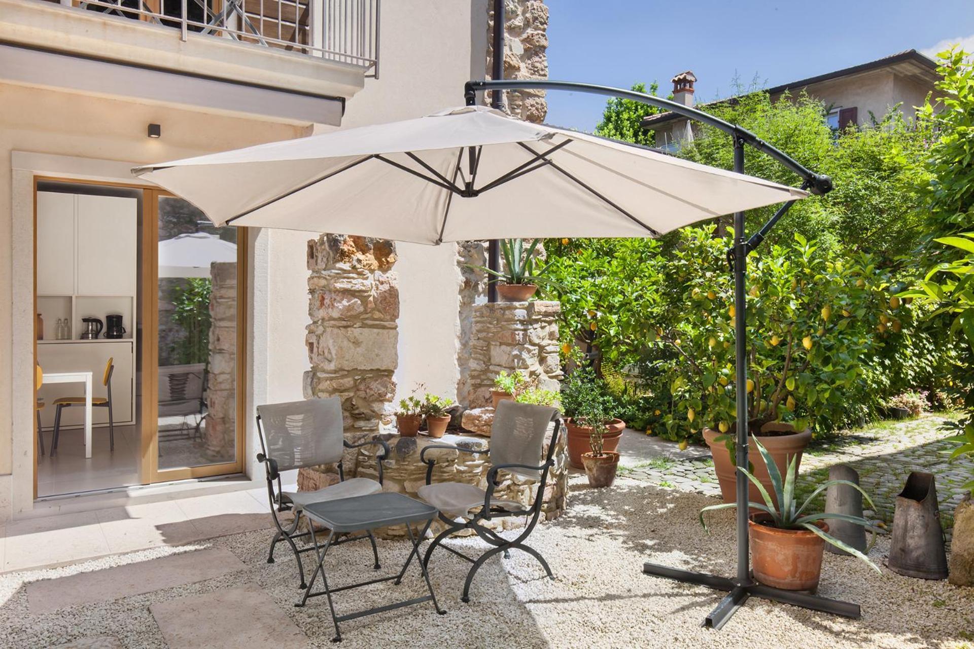 Residenza Vedovelli Aparthotel Torri Del Benaco Exteriör bild